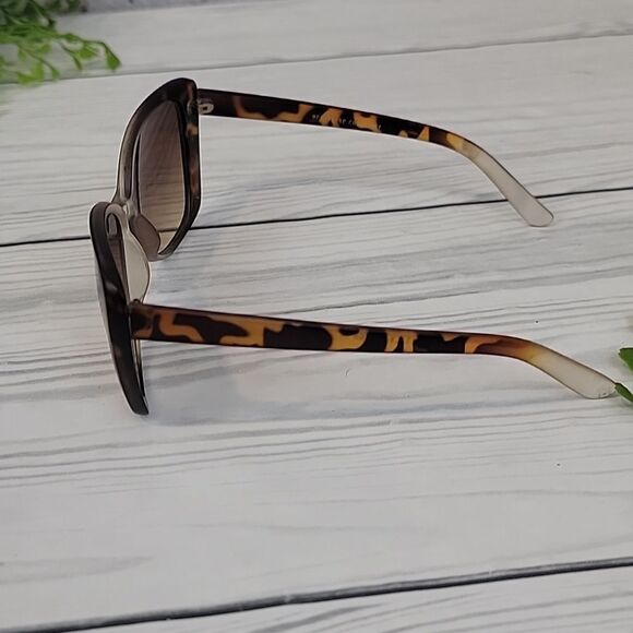Unbranded Stylish Tortoise Shell Womens Sunglasses - Picture 2 of 7